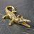 Baby Golden Crocodile Dekoratif Biblo 25 Cm Ofisbura