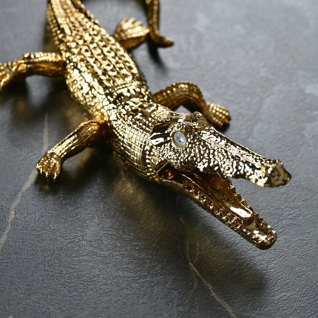 Baby Golden Crocodile Dekoratif Biblo 25 Cm Ofisbura