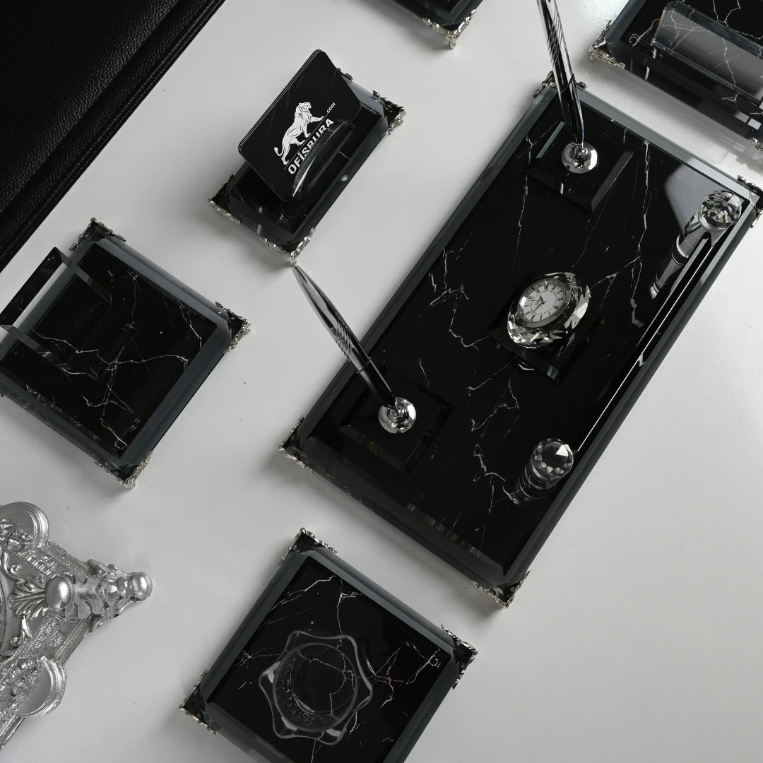 Zebra Black 20 Parça Kristal Sümen Takımı ve Masa İsimliği Seti -