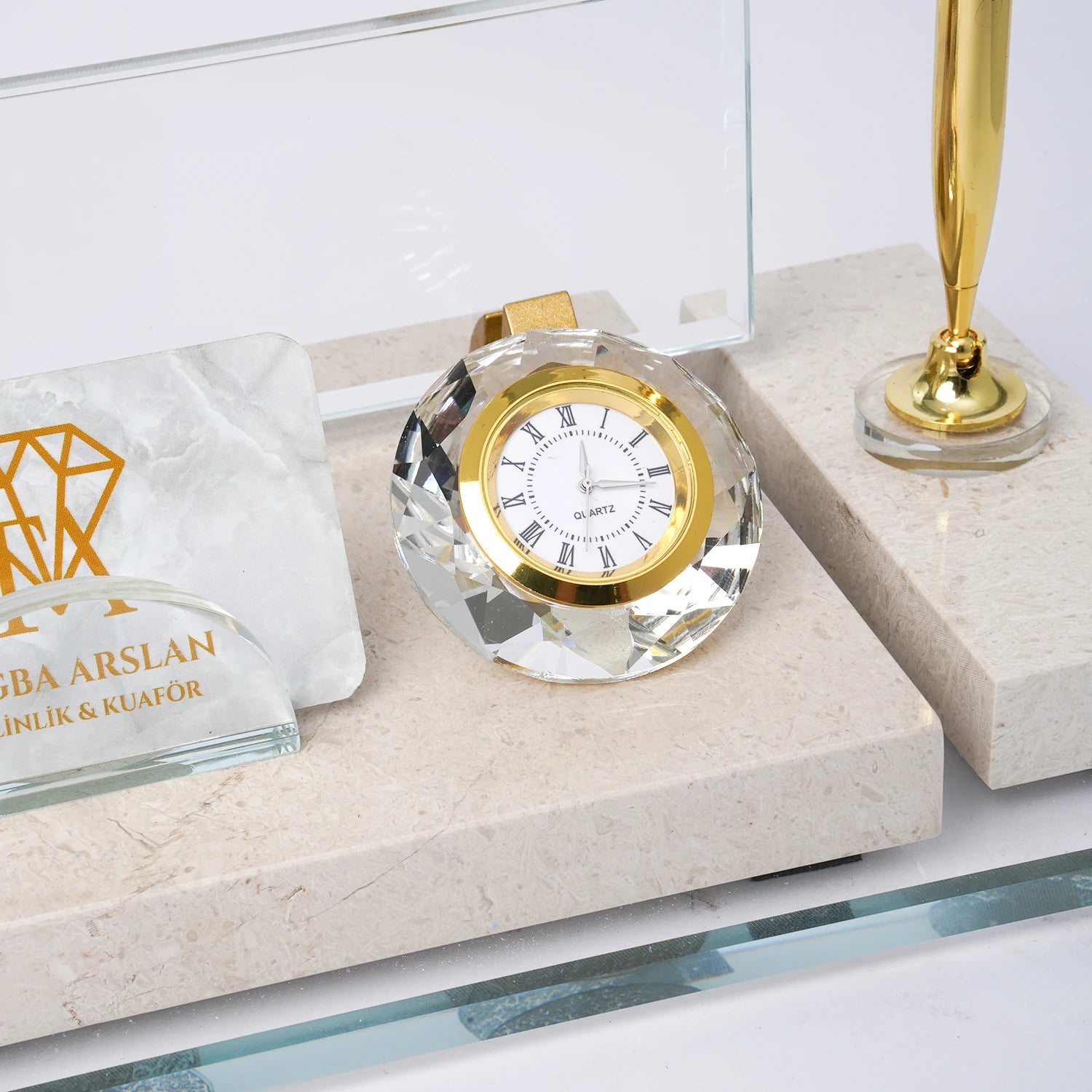 Efes Krem Altın Detaylı Doğal Mermer | Lüks Masa İsimliği Seti - 30 × 16 Cm