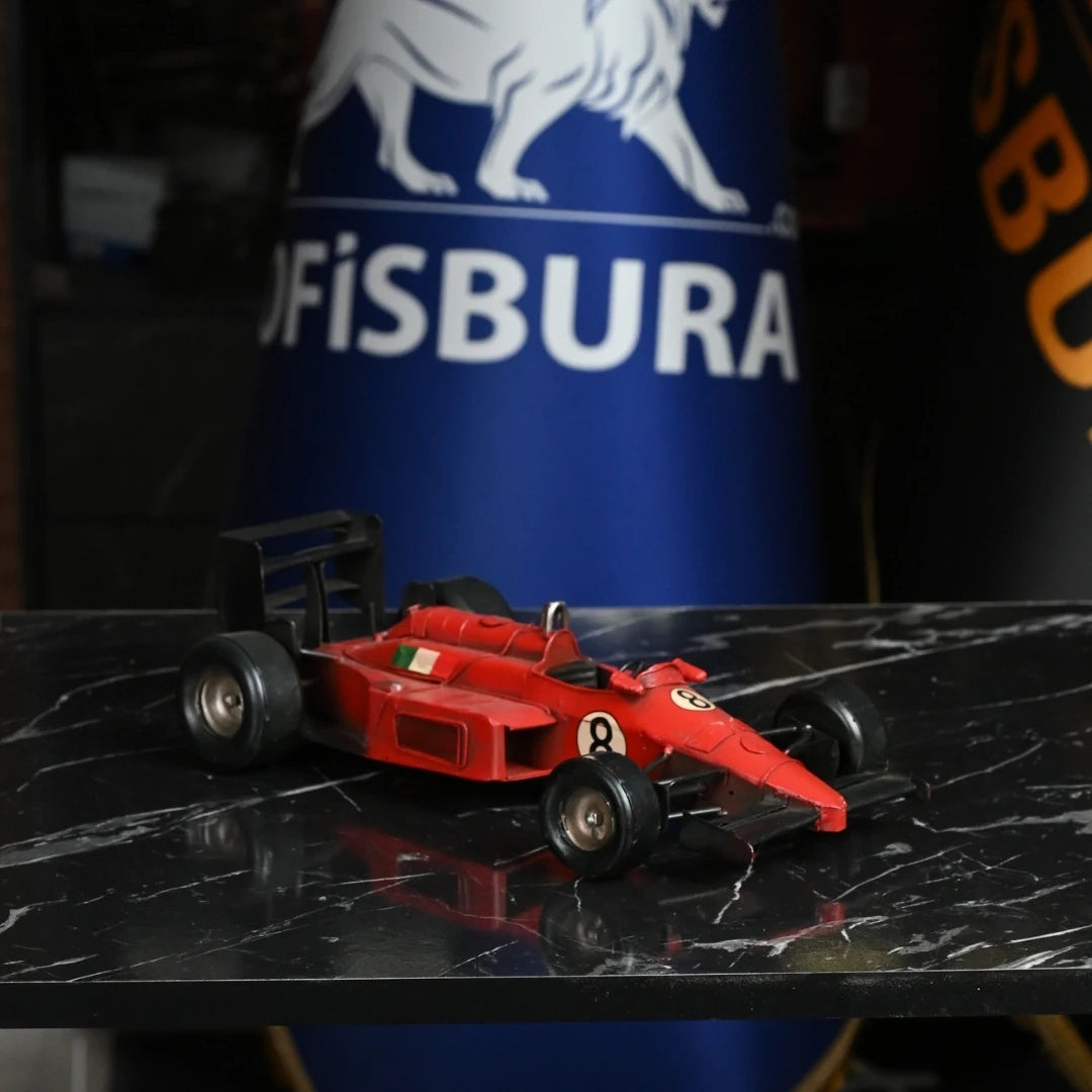 Premium Metal Formula 1 Yarış Arabası | Lüks Masaüstü Ofis Aksesuarı