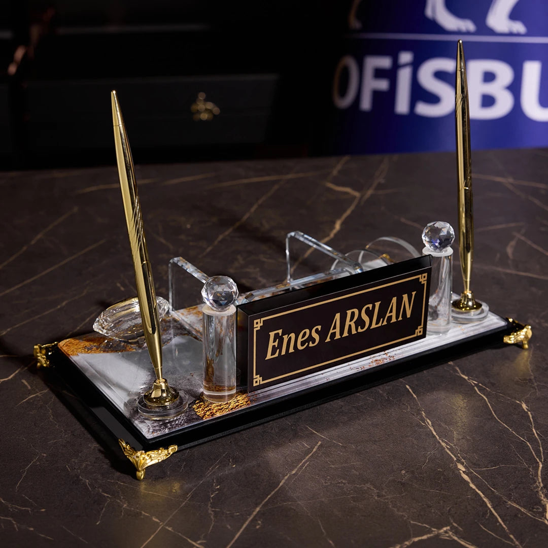 Luxe White Kristal Masa İsimliği Altın - Ofis Büro Masa Üstü İsimlik