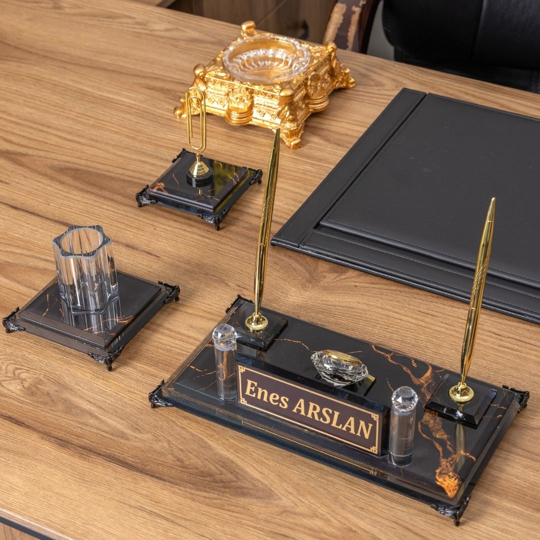 Negro 9 Parça Premium Kristal Sümen Takımı - Kişiye Özel Masa Üstü İsimlik Seti