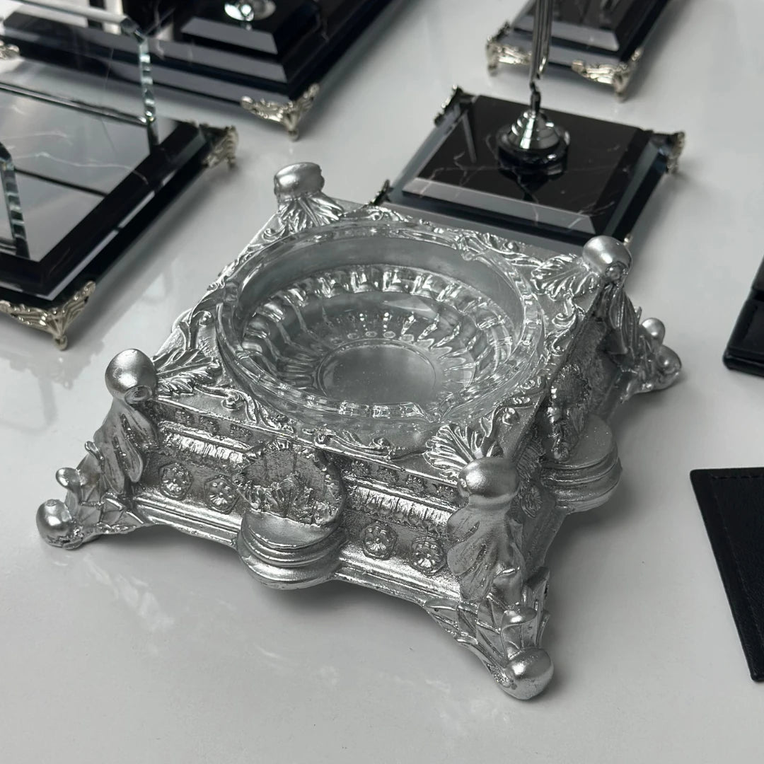 Zebra Black 15 Parça Kristal Sümen Takımı ve Masa İsimliği Seti - Gümüş Detaylı