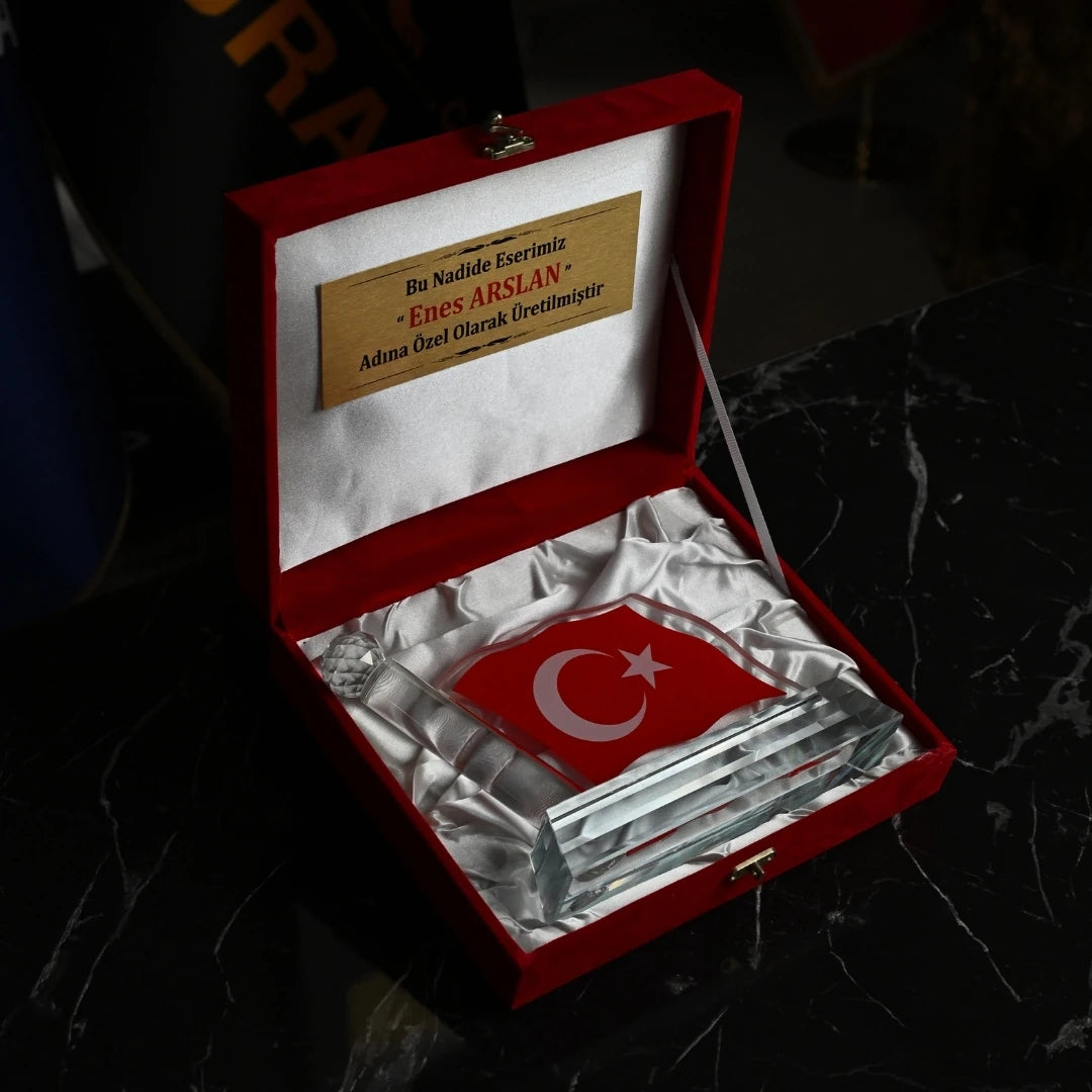Kadife Kutulu Türk Bayrağı Kristal Cam