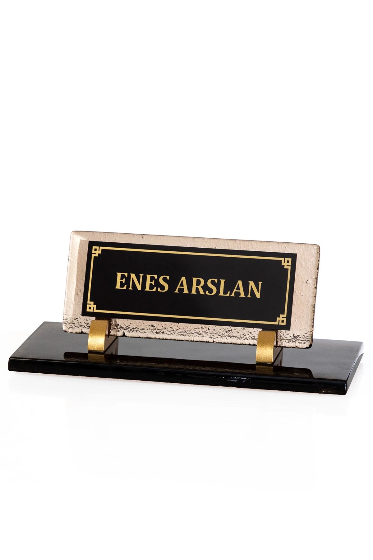 Standard | Kristal Masa İsimliği